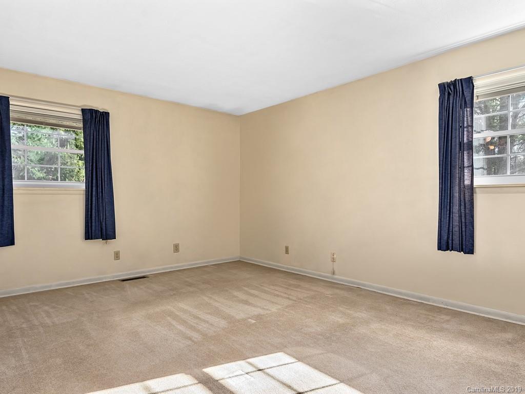 151 Bell Road Asheville, NC 28805 - Photo 12 of 20 Gallery Image 12
