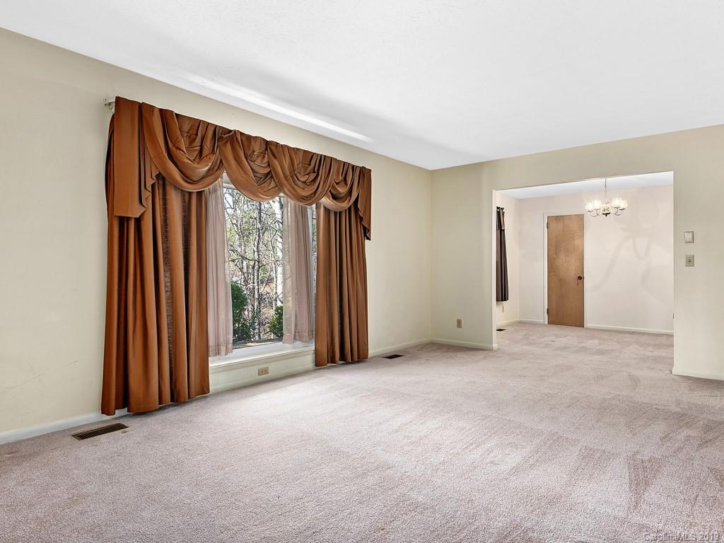 151 Bell Road Asheville, NC 28805 - Photo 10 of 20 Gallery Image 10