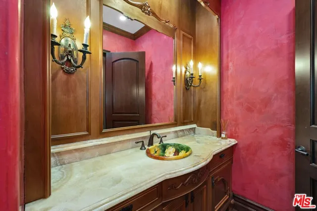 $24,995 | 2108 San Ysidro Drive, Beverly Hills, CA 90210