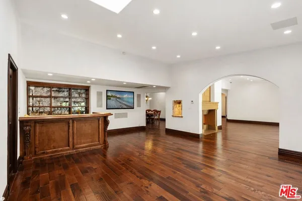 $22,995 | 2108 San Ysidro Drive, Beverly Hills, CA 90210