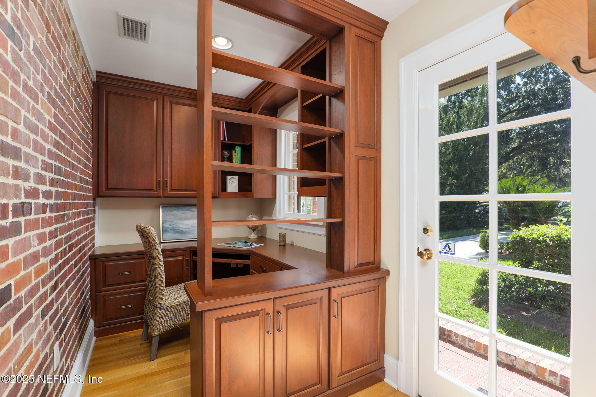 2127 River Road Jacksonville, FL 32207 - Photo 33 of 54 Downstairs Office