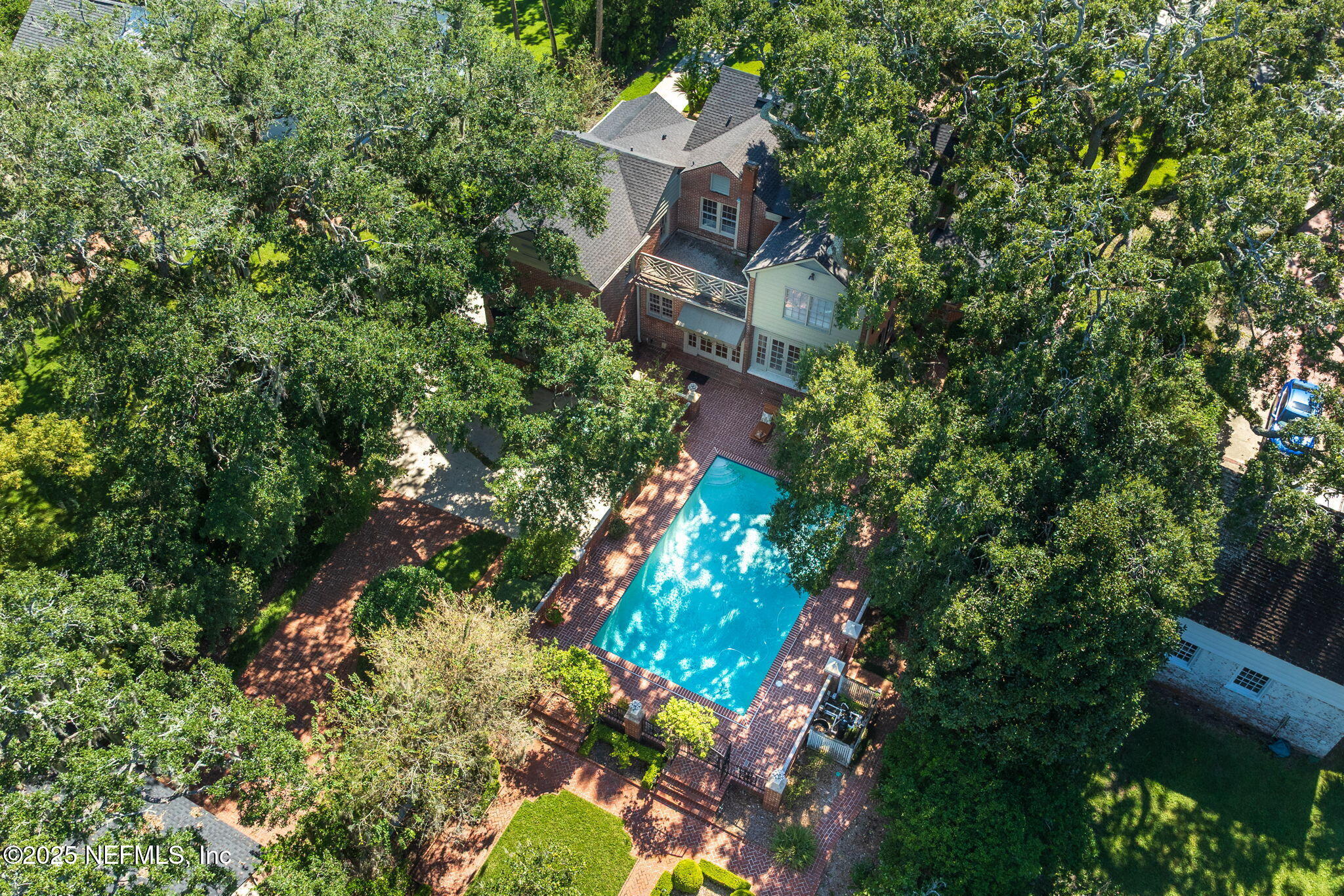 2127 River Road Jacksonville, FL 32207 - Photo 4 of 54 an aerial view of a house with a yard and garden