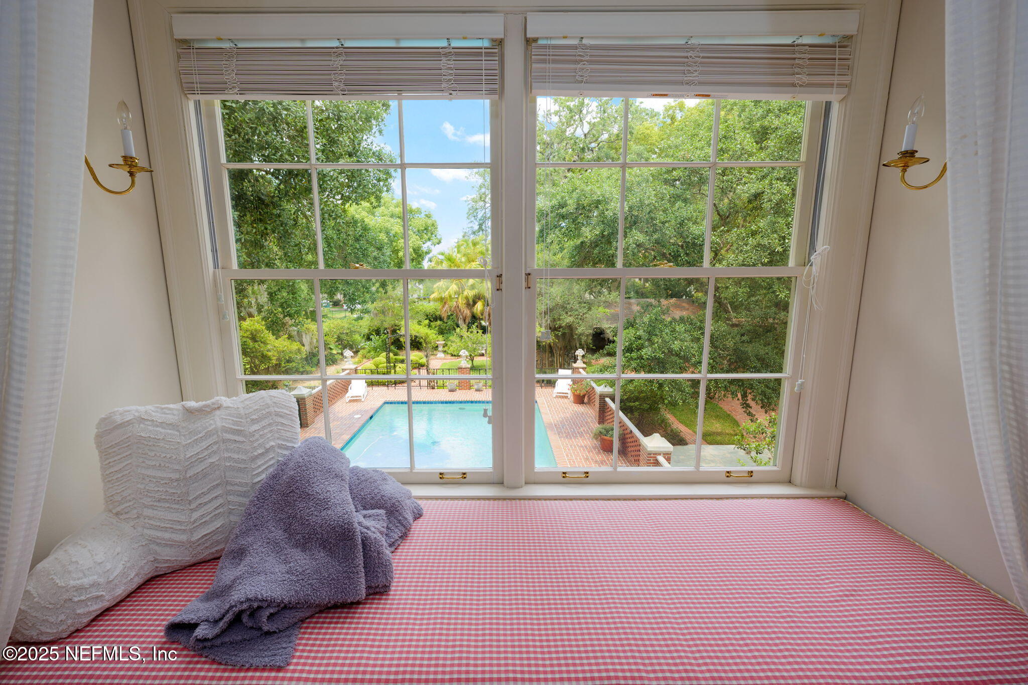 2127 River Road Jacksonville, FL 32207 - Photo 43 of 54 View of Pool