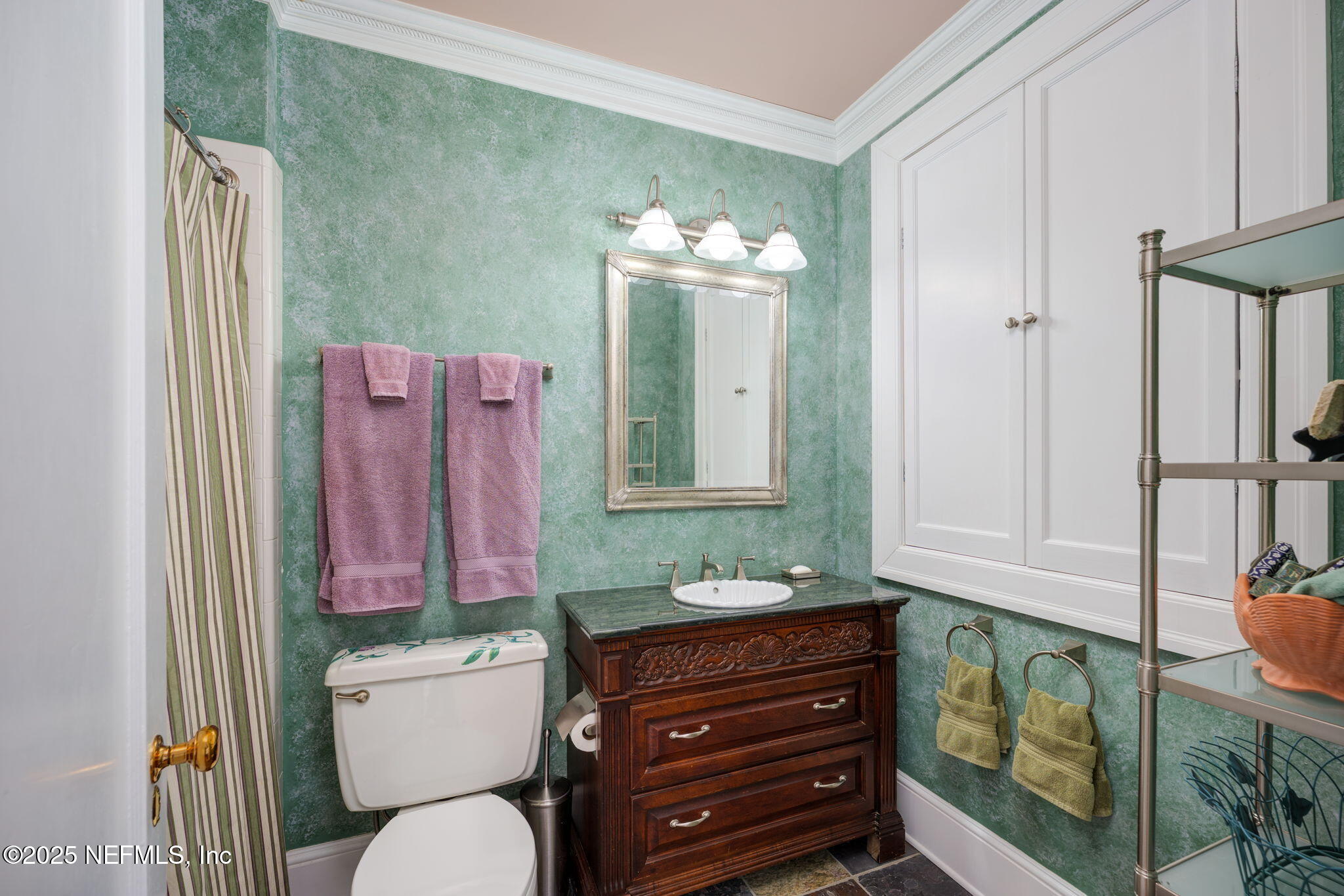 2127 River Road Jacksonville, FL 32207 - Photo 49 of 54 Ensuite Bathroom