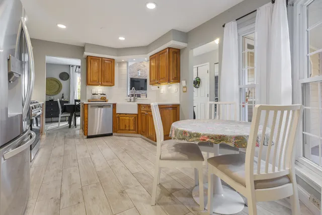 $429,900 | 1437 Whitman Court, Schaumburg, IL 60173