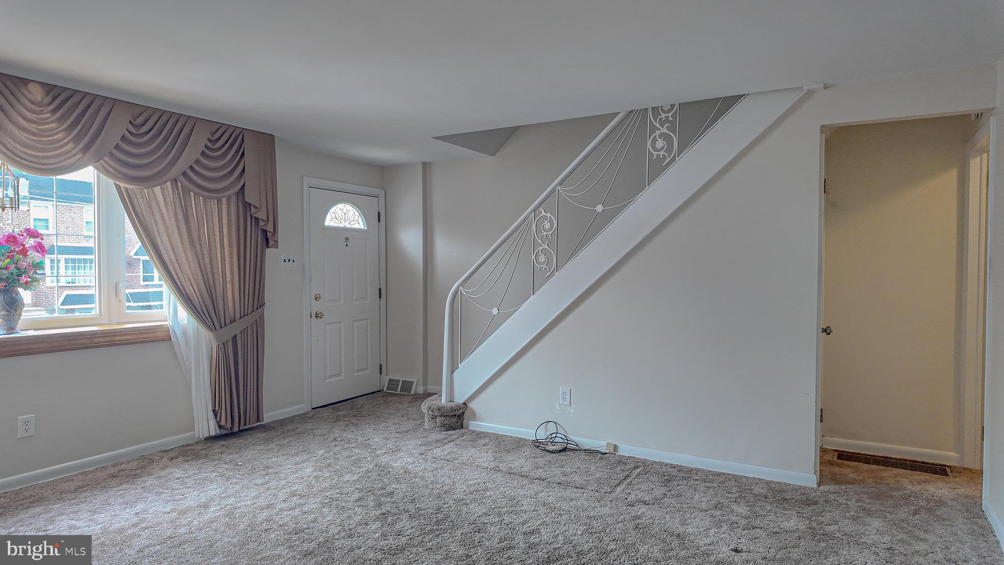 11718 Denman Road Philadelphia, PA 19154 - Photo 4 of 24
