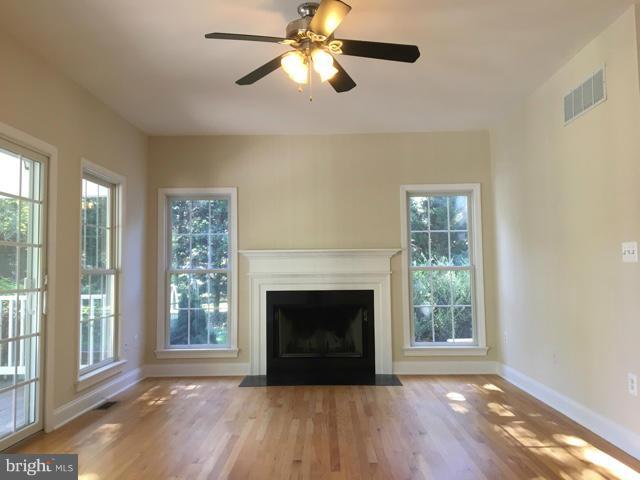 117 Church Road Arnold, MD 21012 - Photo 2 of 30 Family Room