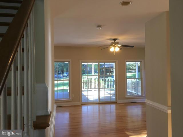 117 Church Road Arnold, MD 21012 - Photo 3 of 30 Interior (General)