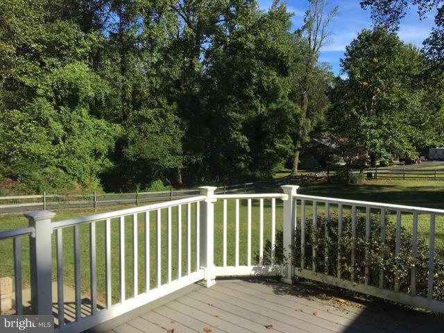117 Church Road Arnold, MD 21012 - Photo 24 of 30 Exterior (Rear)