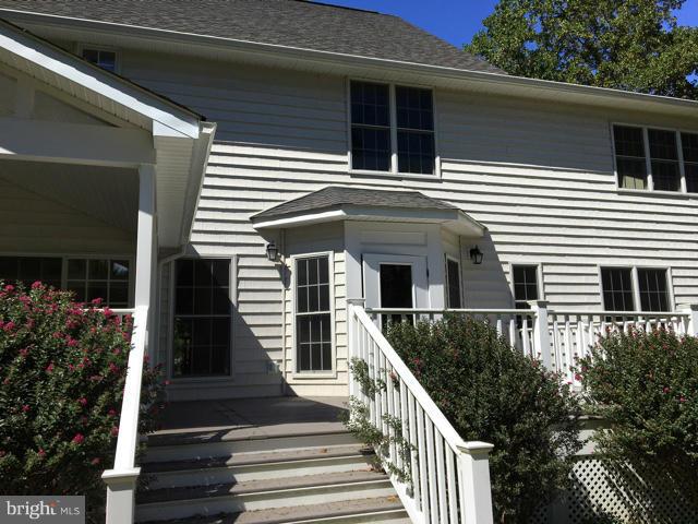 117 Church Road Arnold, MD 21012 - Photo 25 of 30 Exterior (Rear)