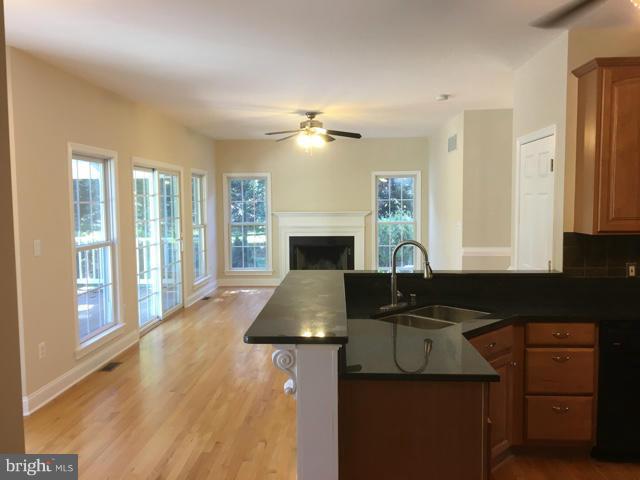 117 Church Road Arnold, MD 21012 - Photo 6 of 30 Interior (General)