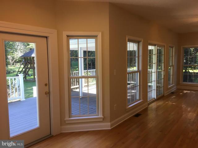 117 Church Road Arnold, MD 21012 - Photo 9 of 30 Interior (General)