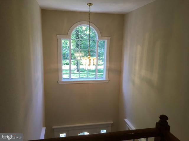 117 Church Road Arnold, MD 21012 - Photo 10 of 30 Interior (General)