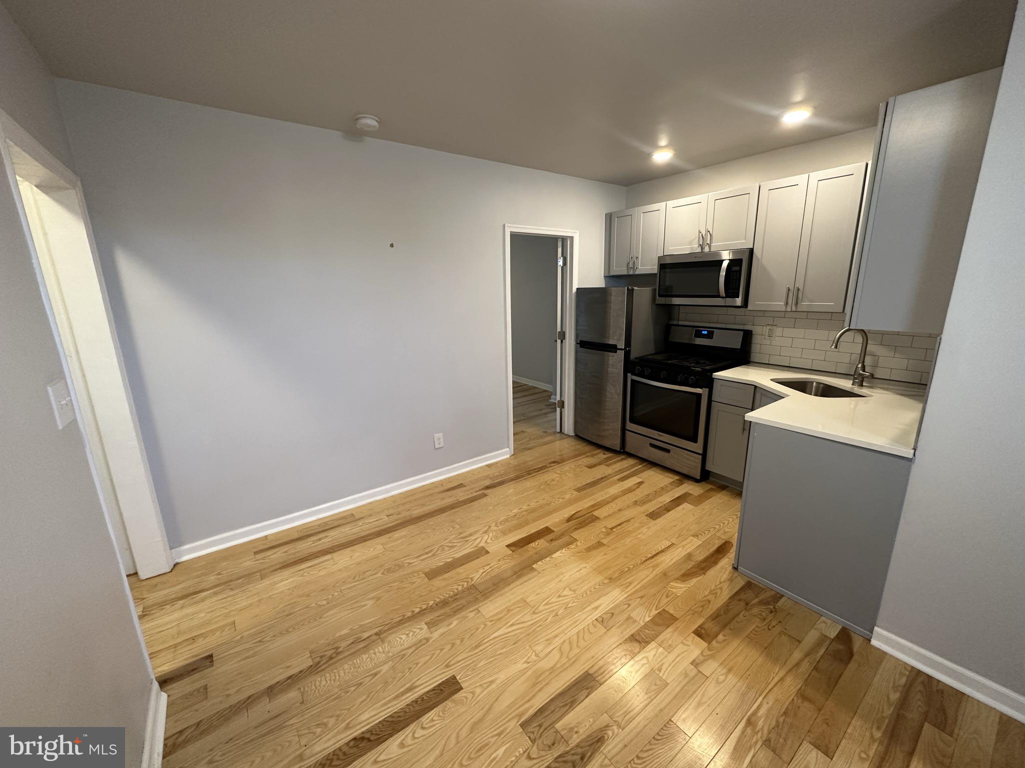 1028 Spruce Street, Unit 7 Philadelphia, PA 19107 - Photo 10 of 26