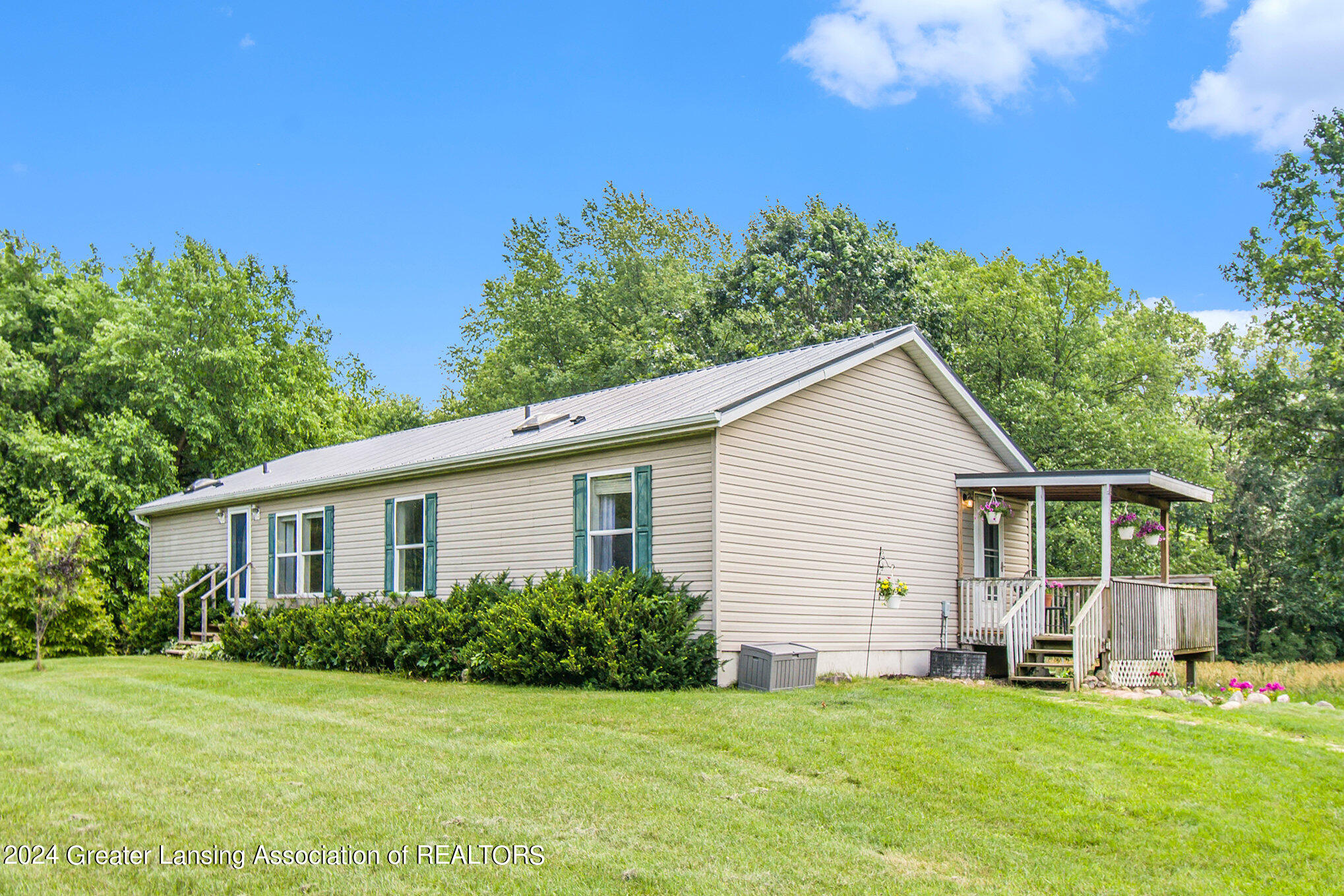 9037 West Braden Road Perry, MI 48872 - Photo 1 of 27 01