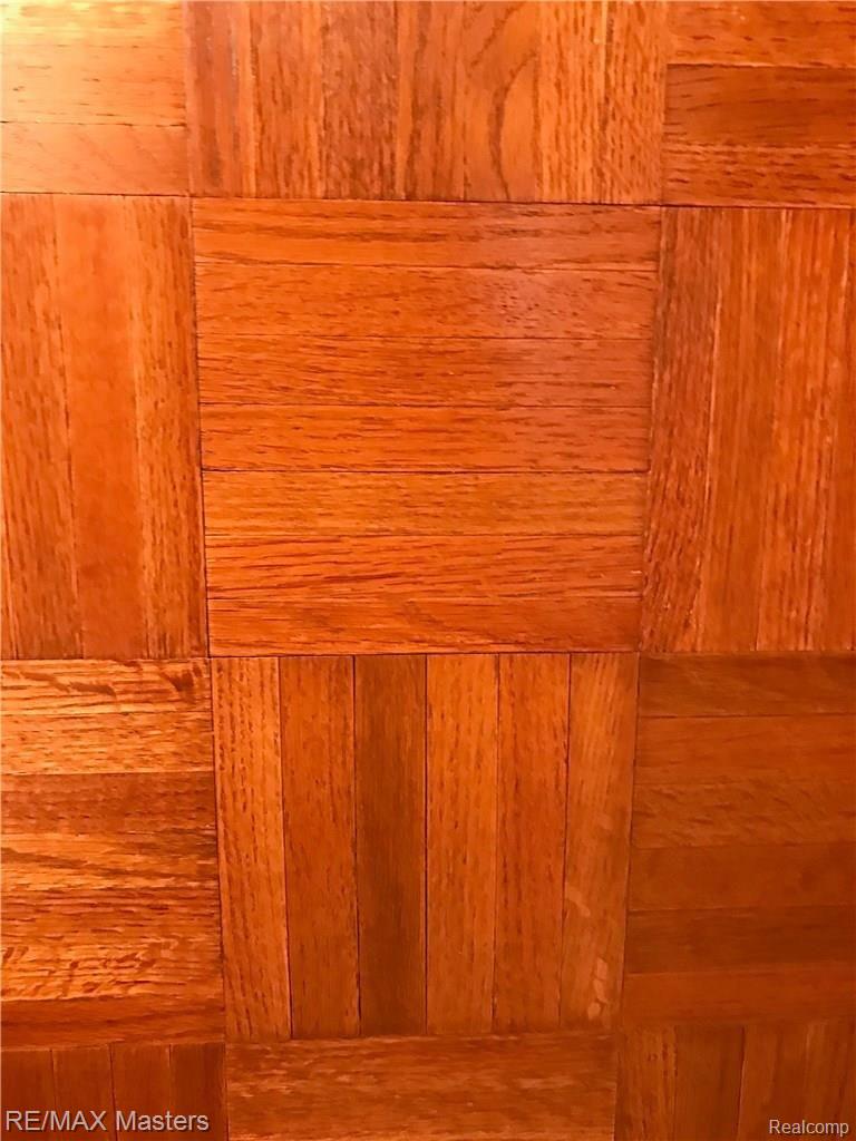1939 East Sigler Road Carleton, MI 48117 - Photo 11 of 52 s28.JPG