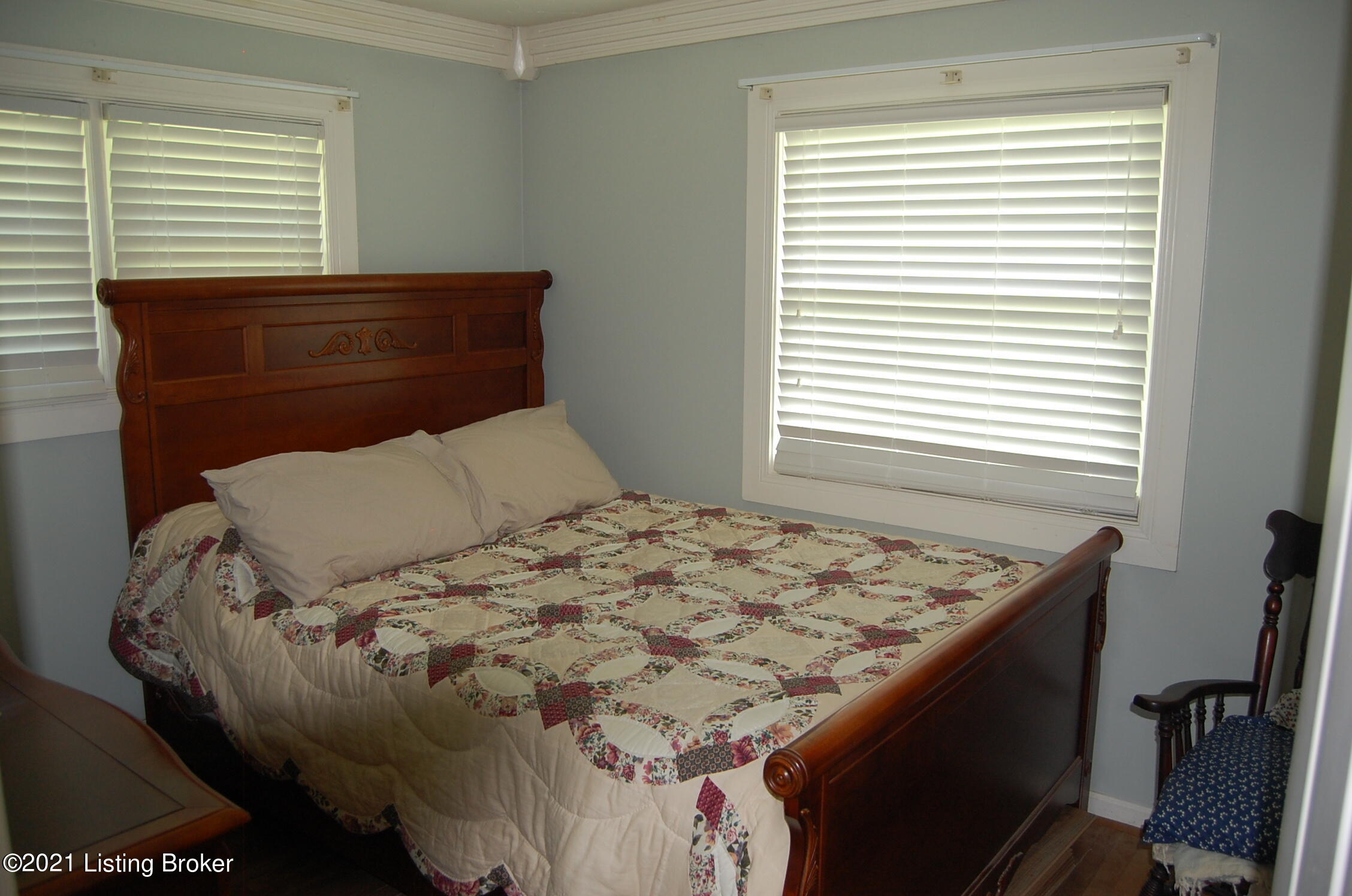 282 Pendleton Road Shepherdsville, KY 40165 - Photo 8 of 38 DSC_0361