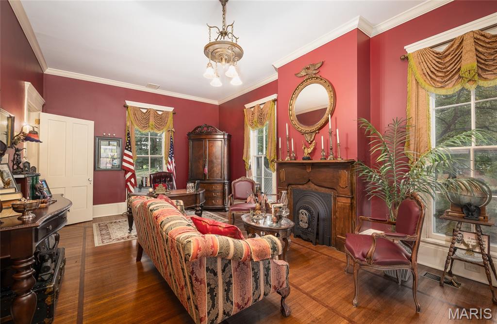 1014 Henry Street Alton, IL 62002 - Photo 12 of 39