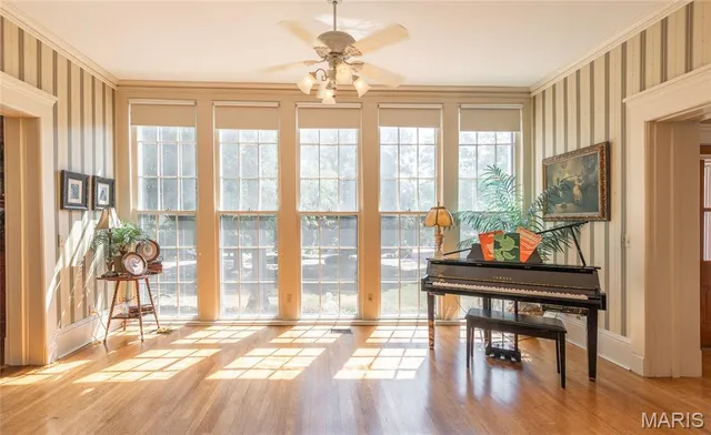 $895,000 | 1014 Henry Street, Alton, IL 62002