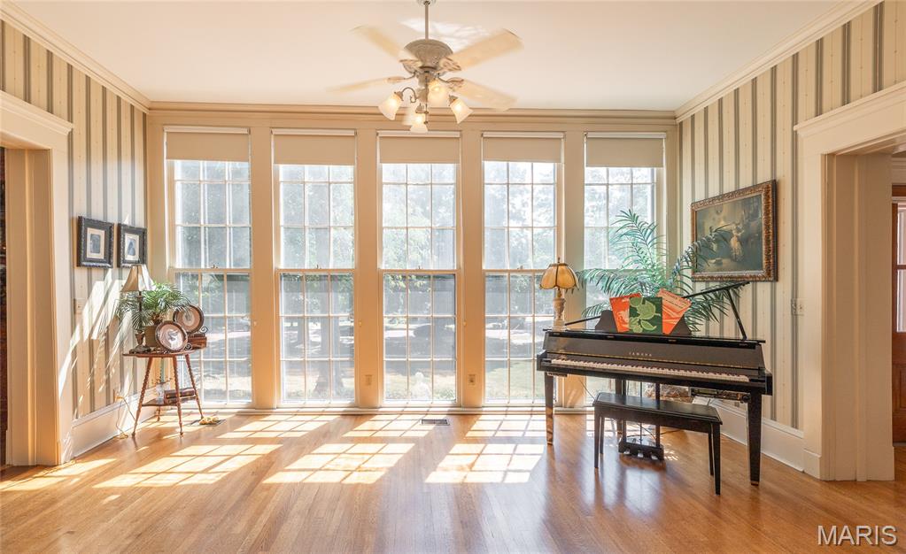 1014 Henry Street Alton, IL 62002 - Photo 15 of 39