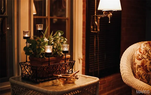 $895,000 | 1014 Henry Street, Alton, IL 62002