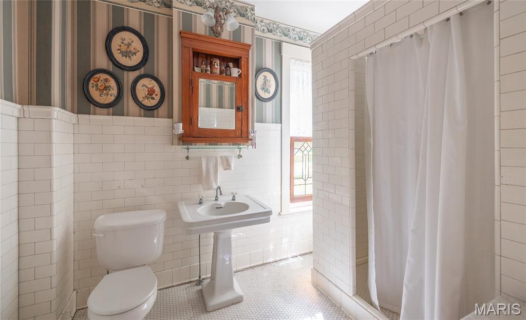 1014 Henry Street Alton, IL 62002 - Photo 24 of 39