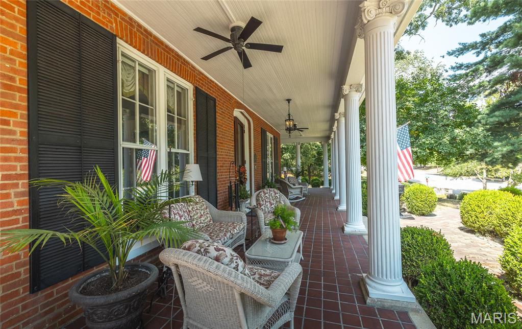 1014 Henry Street Alton, IL 62002 - Photo 31 of 39