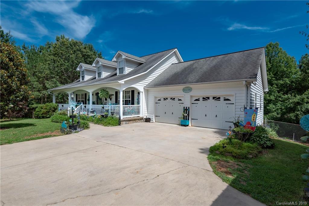 5512 Grace Chapel Road Hickory, NC 28601 - Photo 2 of 48 Gallery Image 2
