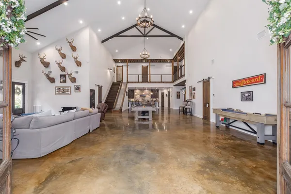 $1,150,000 | 4868 Fm 2497, Lufkin, TX 75904