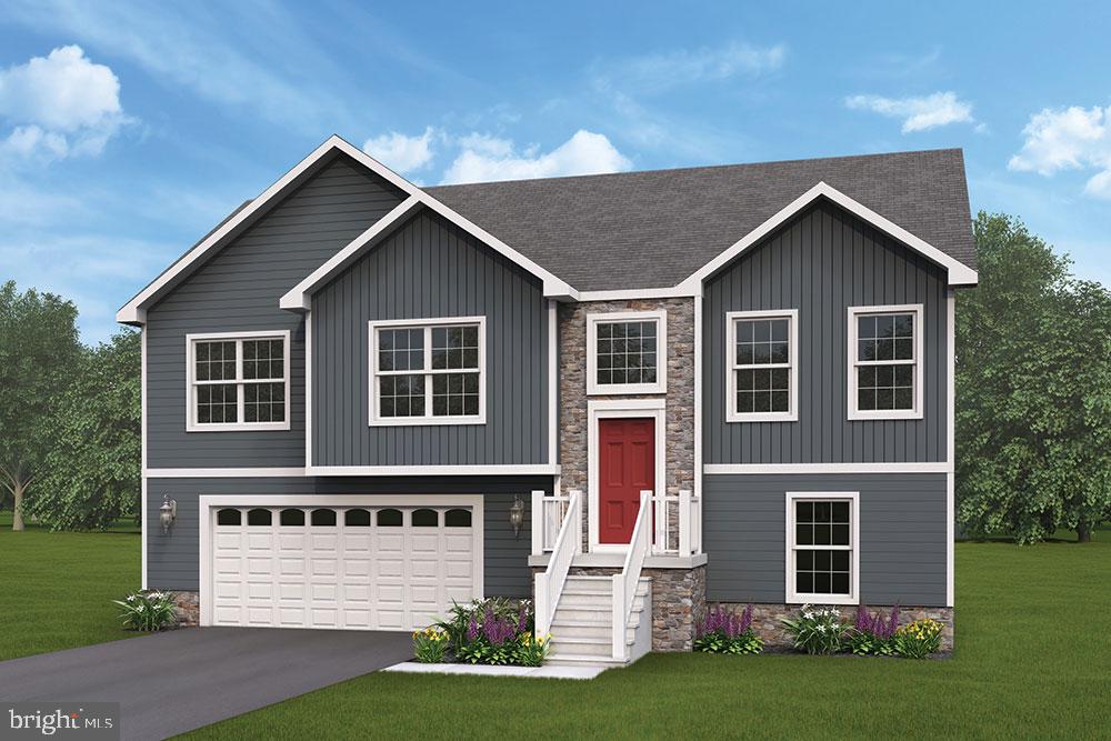 1261 Maple Lane, Unit 7 Hanover, PA 17331 - Photo 3 of 3 Similar Photo