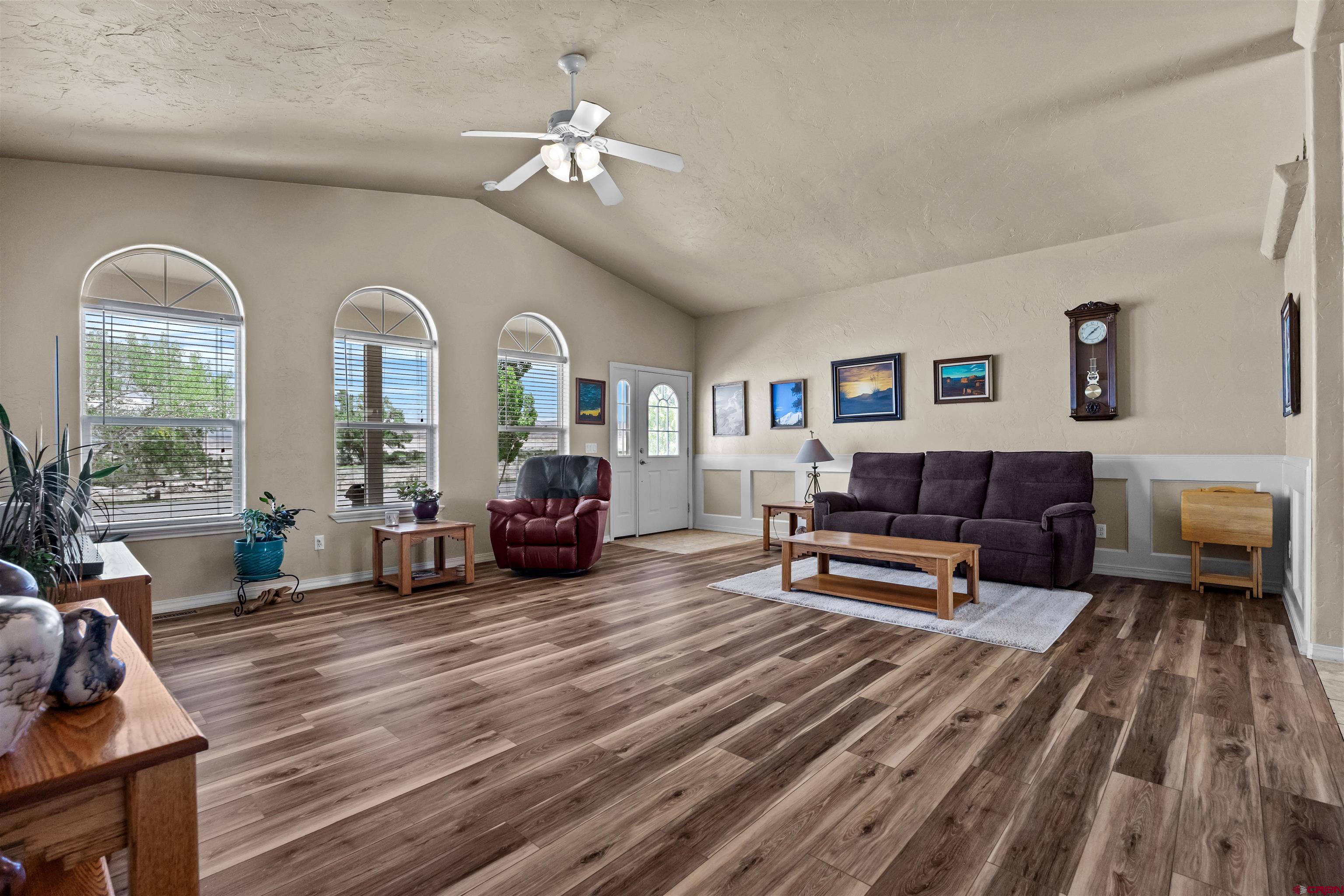 62722 Jig Road Montrose, CO 81401 - Photo 4 of 35