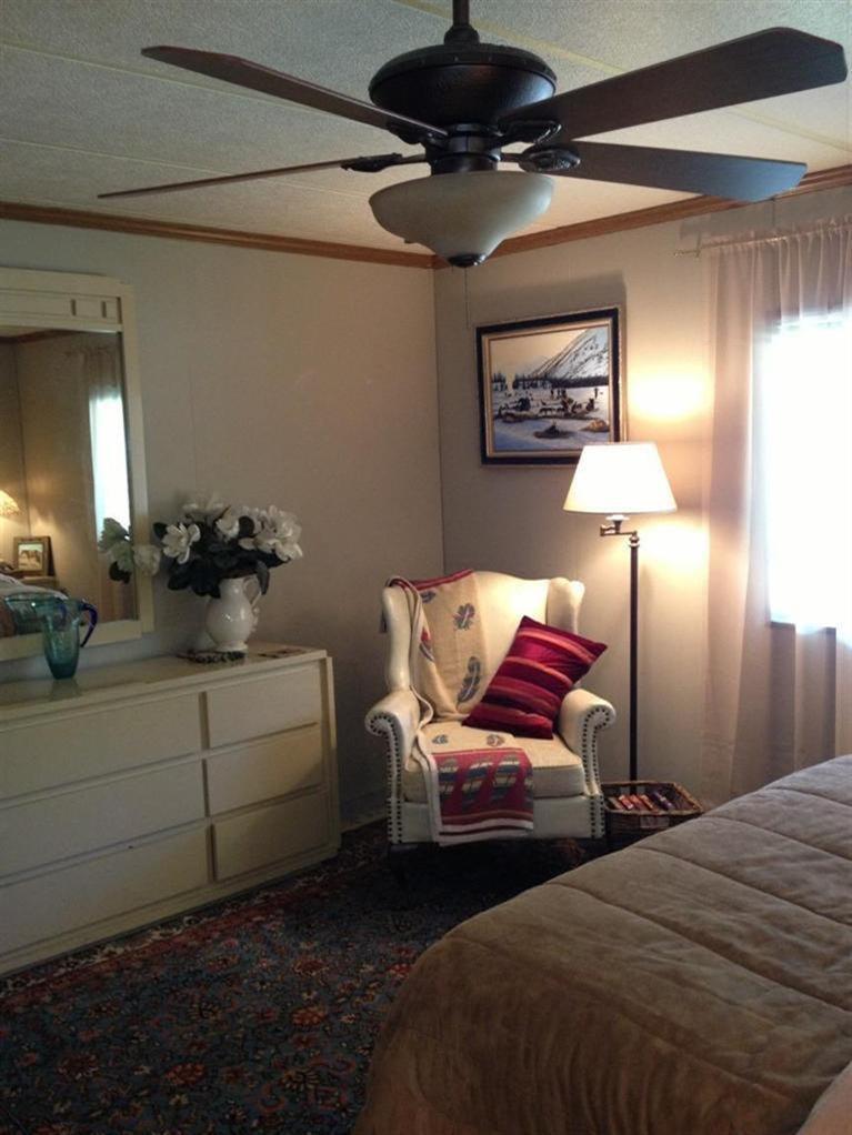 7927 Colonial Way Central Point, OR 97502 - Photo 14 of 28 Master