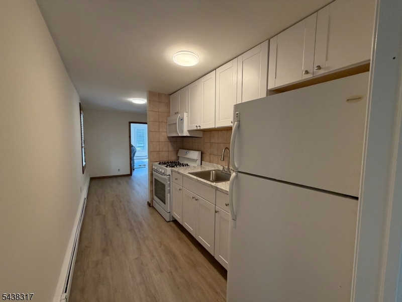 6 Southard Road, Unit 4 Mount Arlington, NJ 07856 - Photo 3 of 9