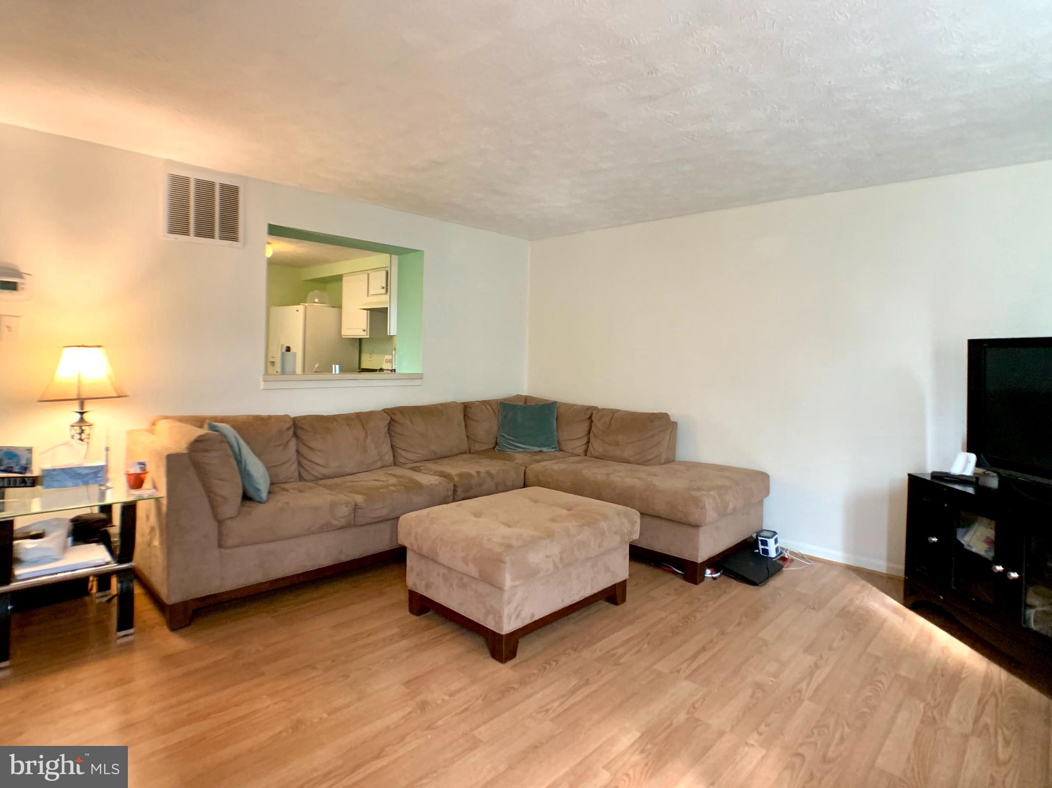 48 Trailwood Road Baltimore, MD 21236 - Photo 3 of 18 Gallery Image 3