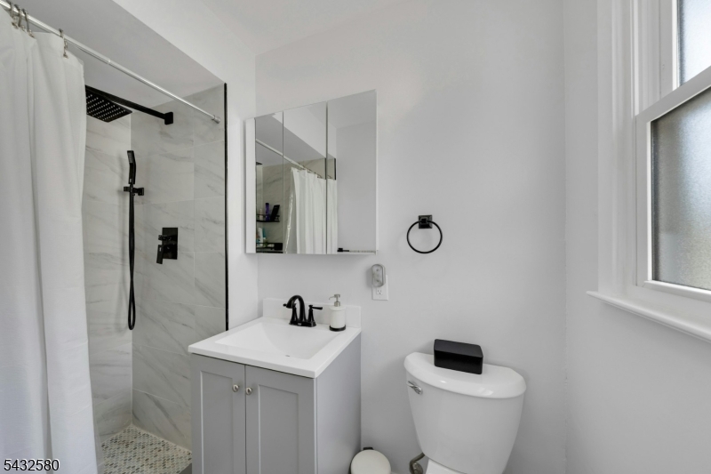 2657 Spruce Street Union, NJ 07083 - Photo 20 of 44