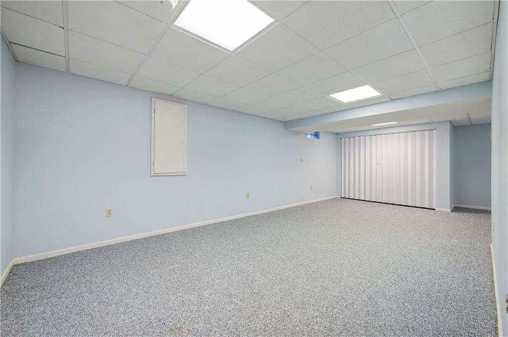 372 Indian Ridge Drive Coraopolis, PA 15108 - Photo 24 of 30 a view of an empty room with a window