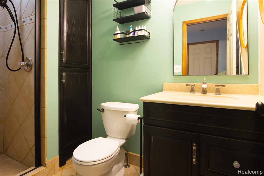 2477 Spruce Ridge Howell, MI 48855 - Photo 21 of 28