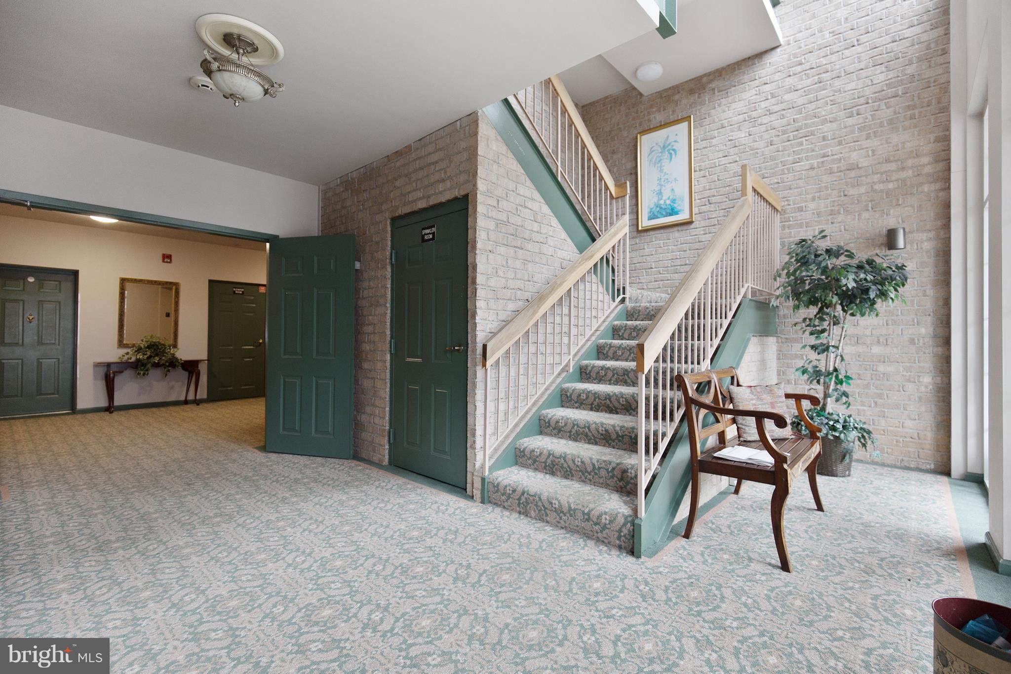 12340 Rosslare Ridge Road, Unit 301 Lutherville-Timonium, MD 21093 - Photo 27 of 29 Main Level entry w/Elevator