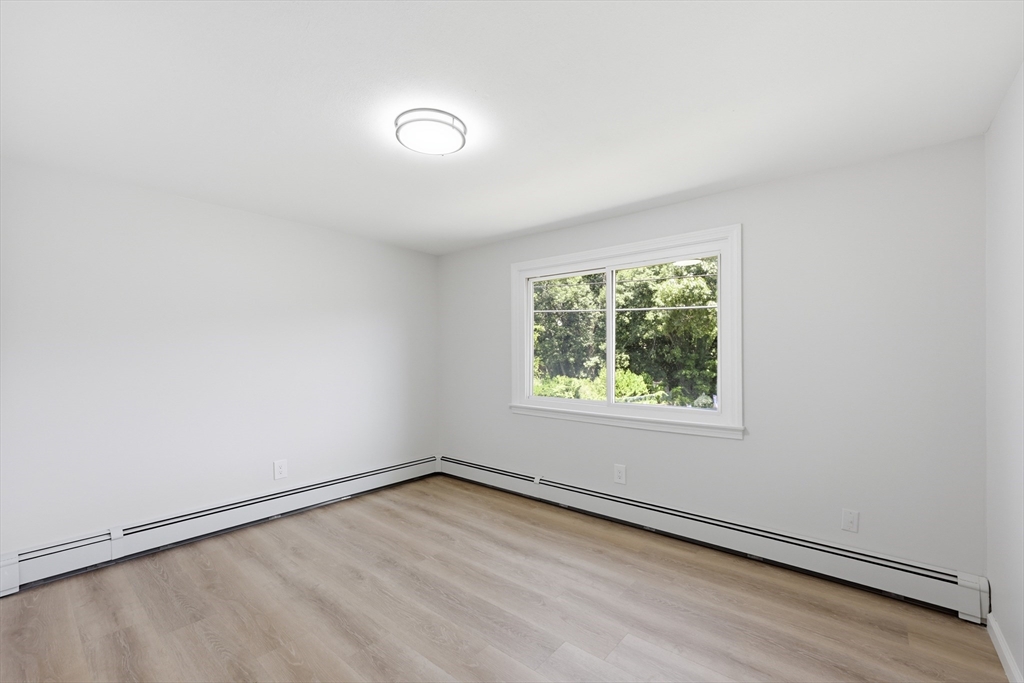 505 Prospect Street Chicopee, MA 01020 - Photo 18 of 23