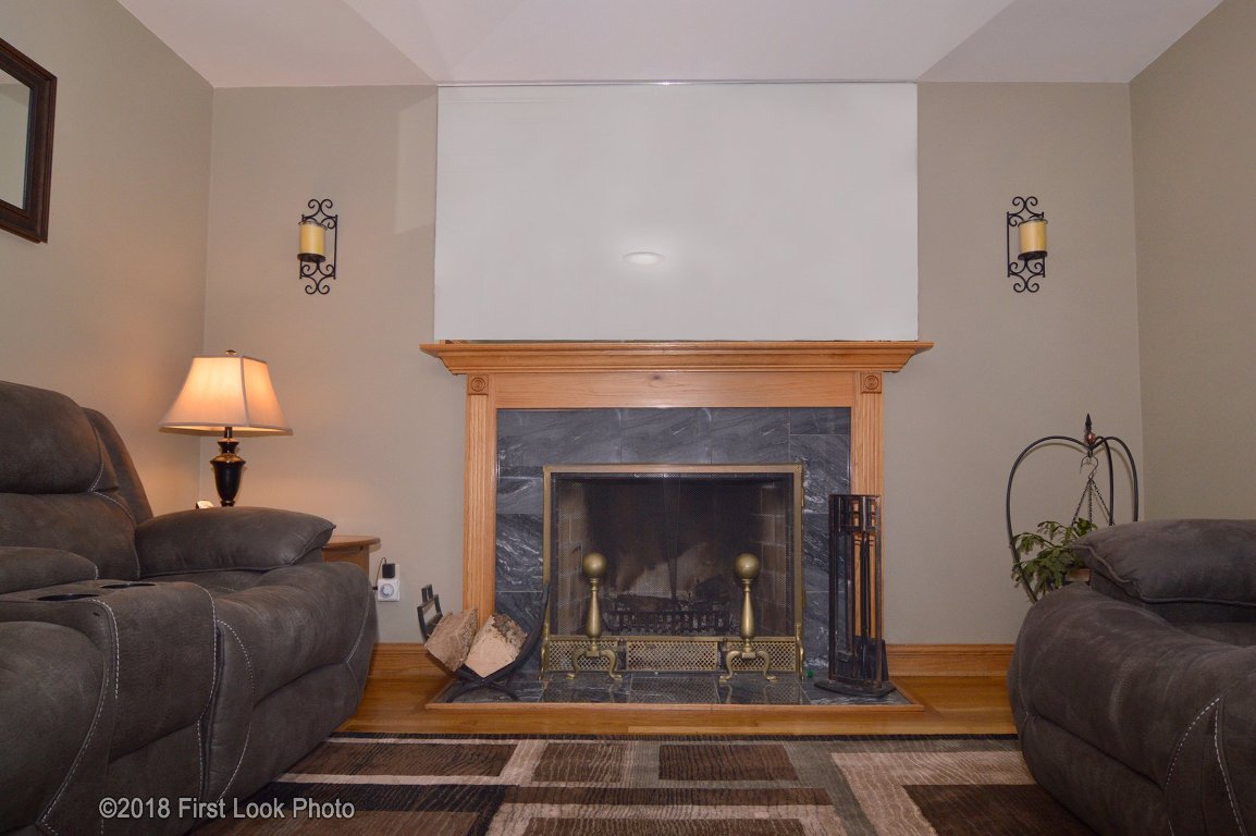 19 Overhill Road Scituate, RI 02857 - Photo 4 of 43