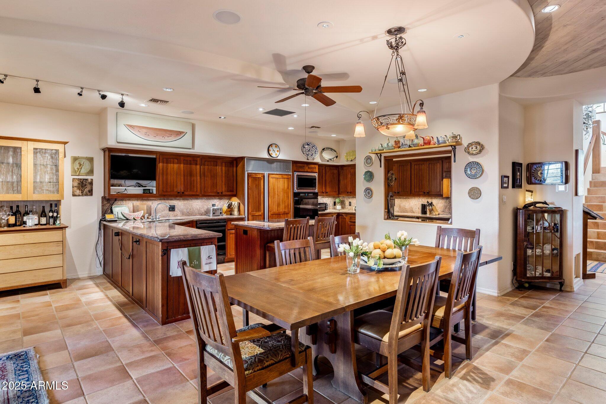 25002 North Quail Haven Drive Rio Verde, AZ 85263 - Photo 11 of 71 Dining Area