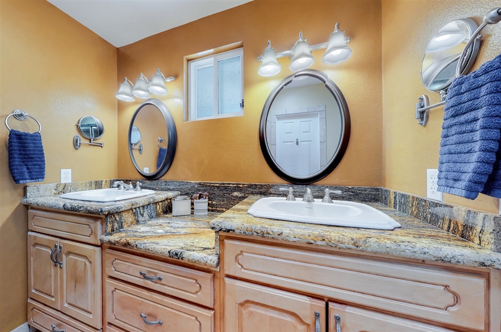 13535 Apache Road Poway, CA 92064 - Photo 14 of 23