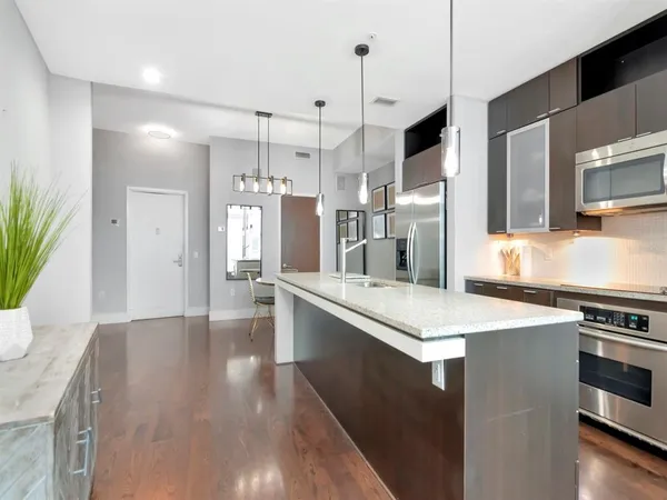 $3,200 | 111 North 12th Street, Unit 1821, Tampa, FL 33602