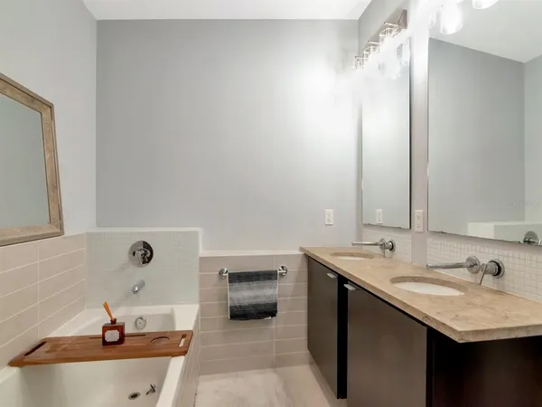 $3,200 | 111 North 12th Street, Unit 1821, Tampa, FL 33602