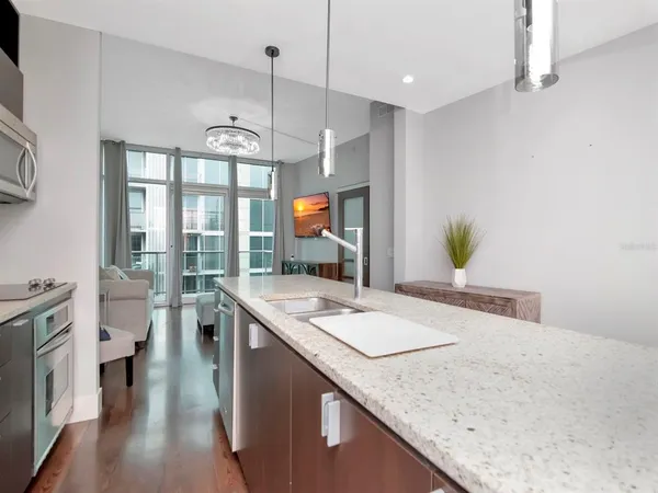 $3,200 | 111 North 12th Street, Unit 1821, Tampa, FL 33602