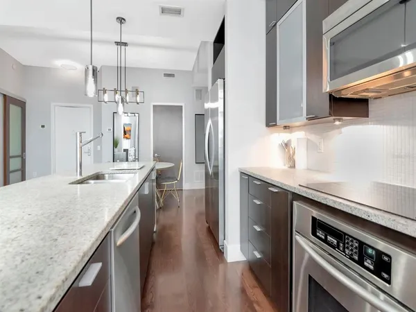 $3,200 | 111 North 12th Street, Unit 1821, Tampa, FL 33602