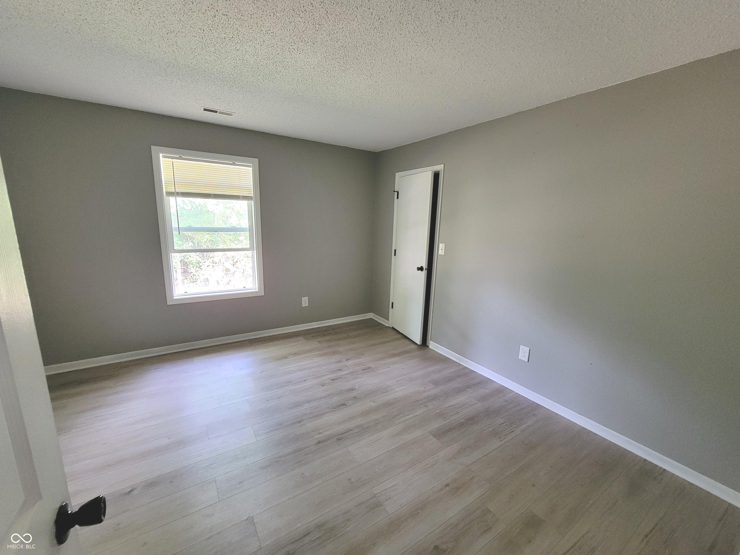 6354 Belfry Way Indianapolis, IN 46237 - Photo 10 of 14