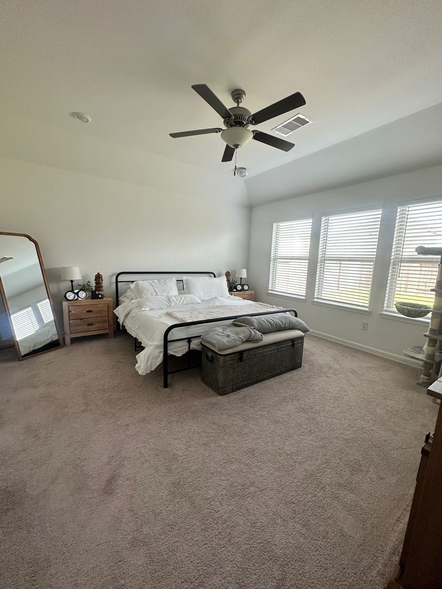 25406 Rustic Sq Trace Katy, TX 77493 - Photo 8 of 14 a room with a bed and a window
