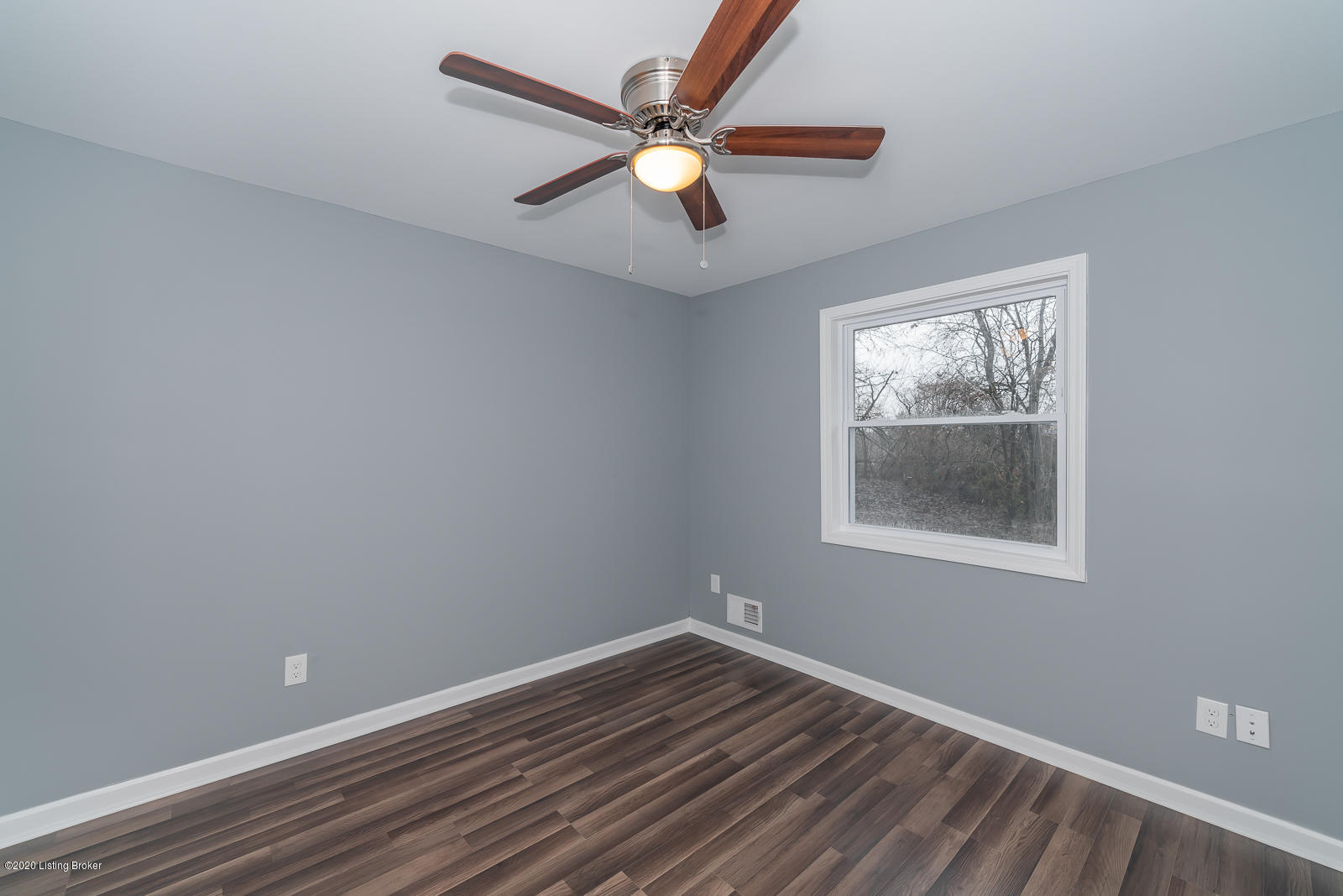 5413 Rayburn Road Louisville, KY 40272 - Photo 24 of 29 5413 Rayburn Rd L-13