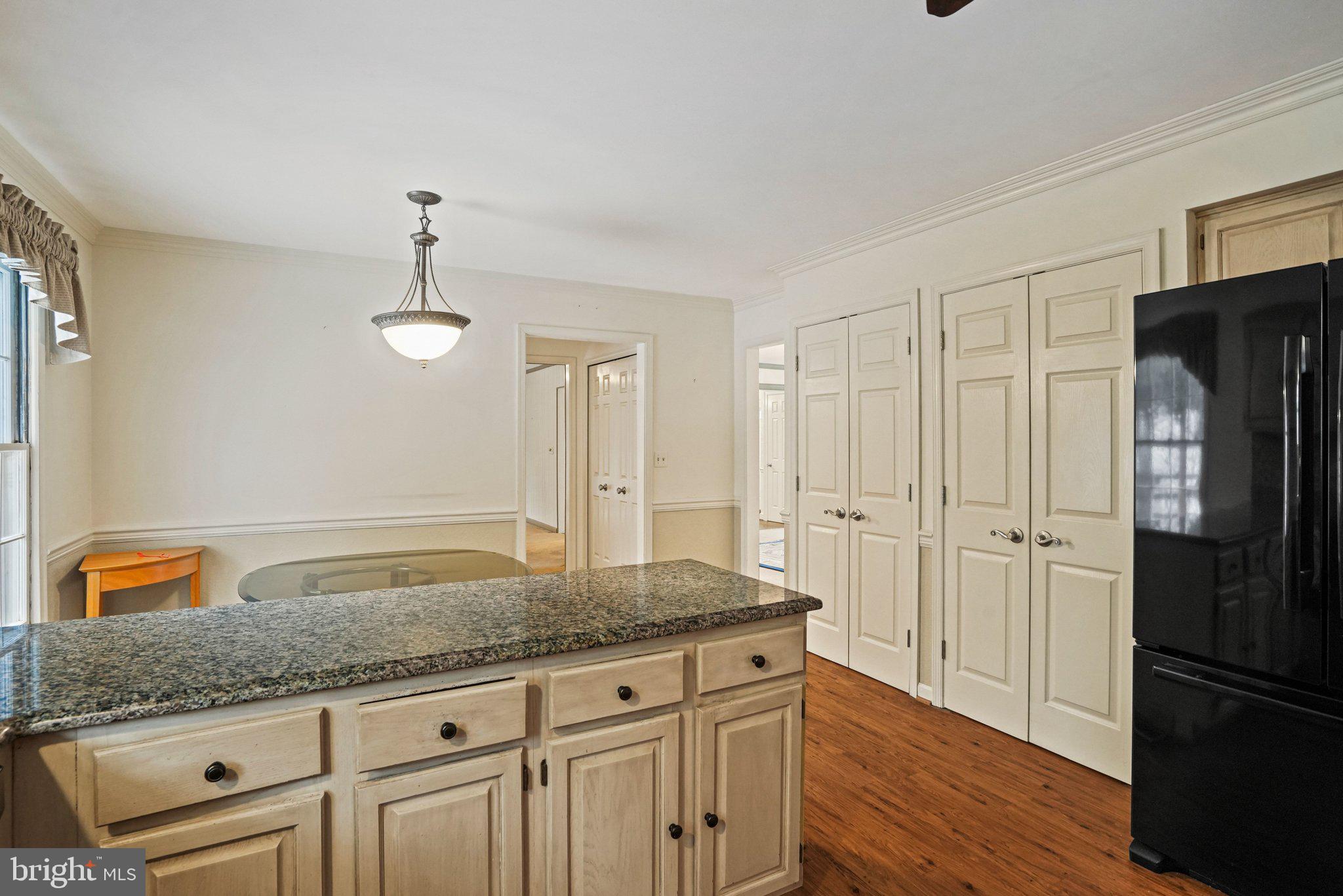 12737 Triple Crown Road Gaithersburg, MD 20878 - Photo 19 of 61